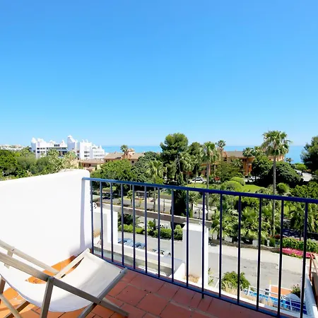 West Townhouse Cecilia Holiday home *