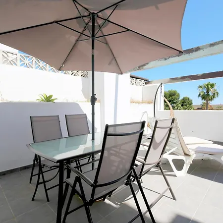 West Townhouse Cecilia Holiday home