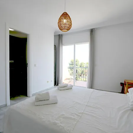 West Townhouse Cecilia אסטפונה