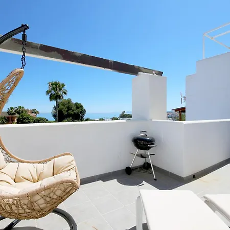 West Townhouse Cecilia Casa vacanze *