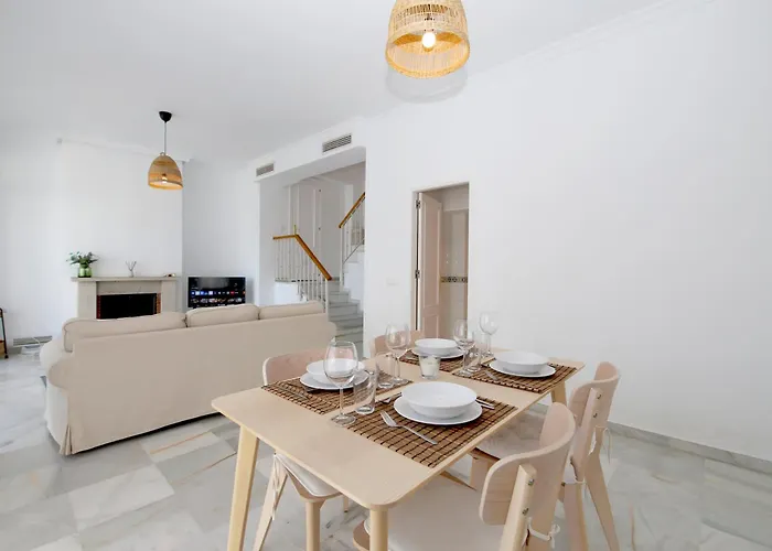 West Townhouse Cecilia